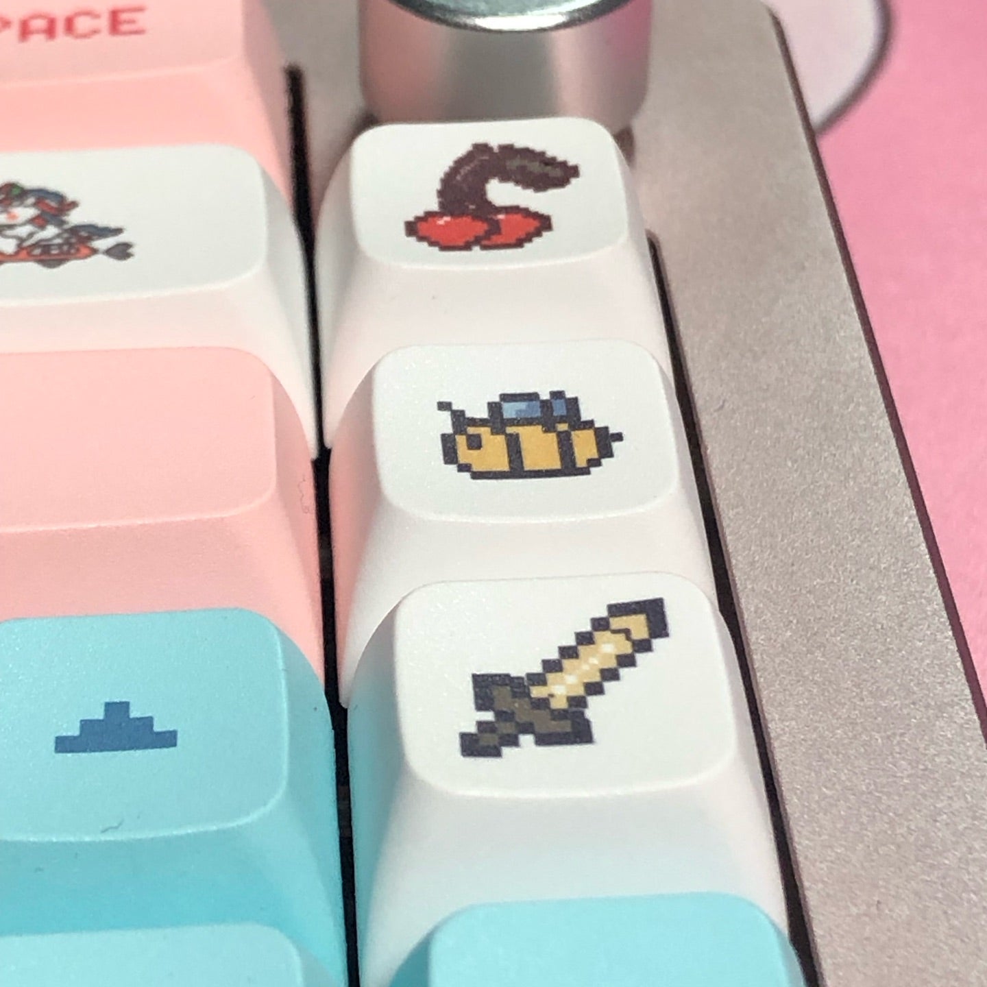 Retro Theme Keycaps