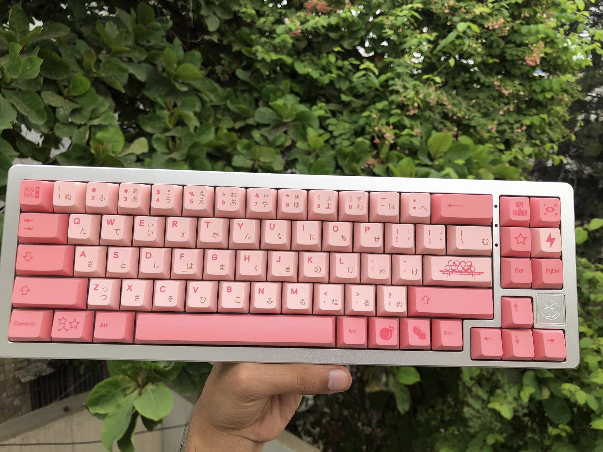 SPYxFAMILY Theme Keycaps ( 143 Keycaps )