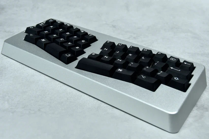Yak40 Kit From Kuriya Keebs ( Only available At Aryan Tech across all of Pakistan )